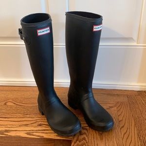 Hunter Original Tour matte black rain boots